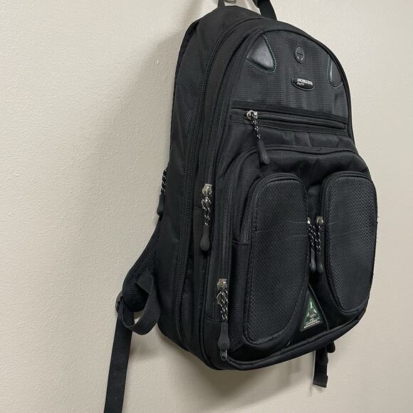 Mobile Edge ScanFast Backpack 2.0 Fits laptops up to 17.3″ & MacBooks up to 17" - Picture 2 of 11